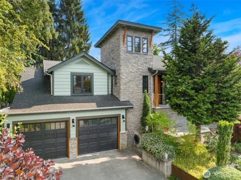 9615 26TH Clyde Hill WA 98004