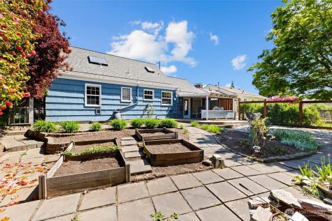 2709 Lynn Street Bellingham WA 98225