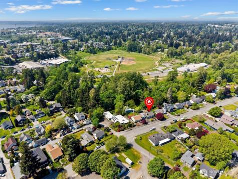 2709 Lynn Street Bellingham WA 98225