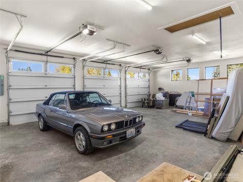 11448 Crockett Street SW Olympia WA 98512