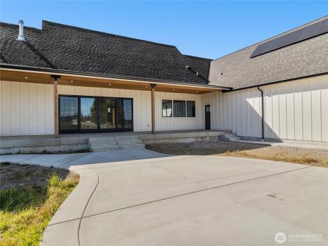 11448 Crockett Street SW Olympia WA 98512