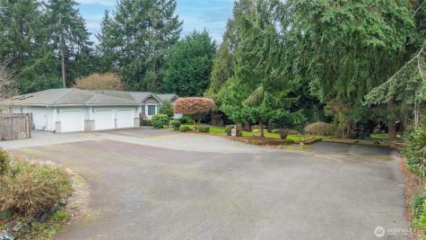 12602 118th Street Court E Puyallup WA 98374