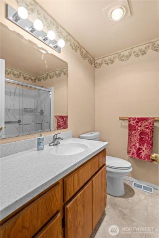 12602 118th Street Court E Puyallup WA 98374