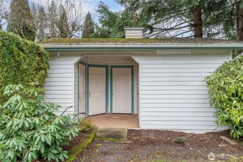 12602 118th Street Court E Puyallup WA 98374