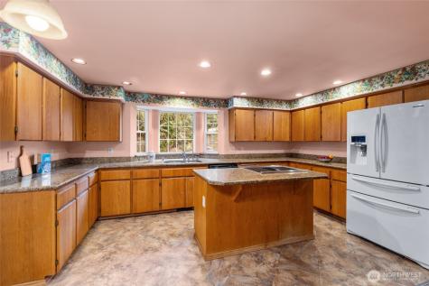 12602 118th Street Court E Puyallup WA 98374