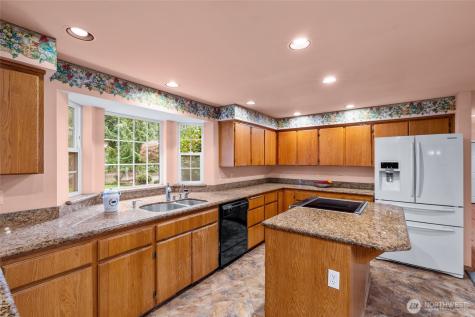 12602 118th Street Court E Puyallup WA 98374