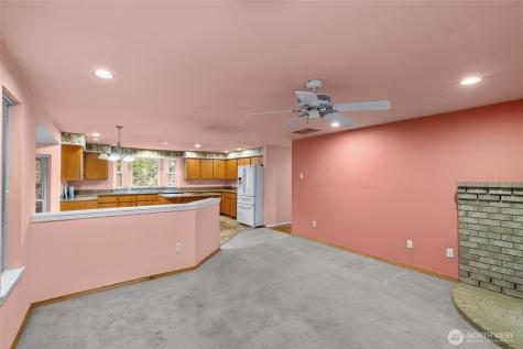 12602 118th Street Court E Puyallup WA 98374