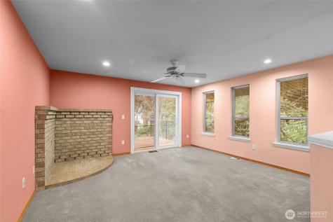 12602 118th Street Court E Puyallup WA 98374