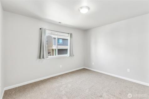 3824 Discovery Avenue SW Bremerton WA 98312