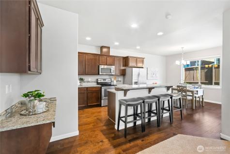 3824 Discovery Avenue SW Bremerton WA 98312