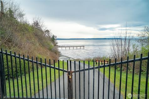 993 NW Camano Drive Camano Island WA 98282