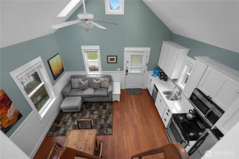 35 Beach Cabin Lane Pacific Beach WA 98571