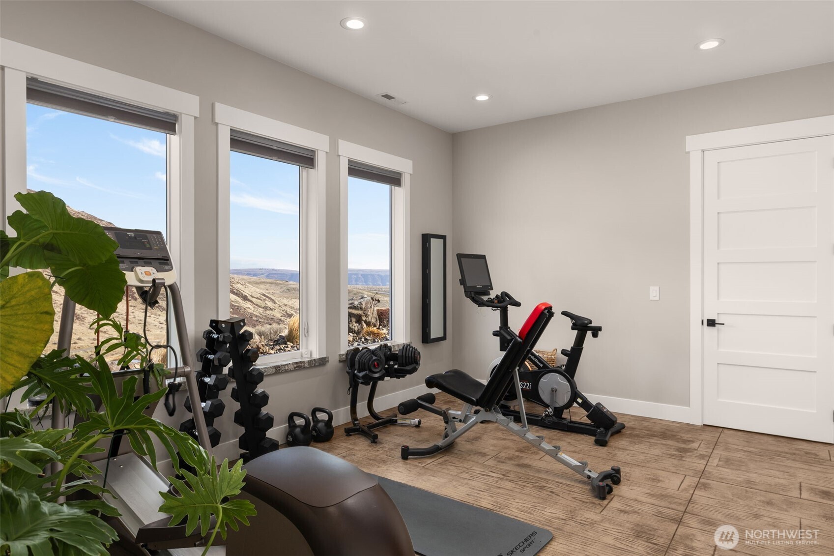 56 Spring Valley Road Rock Island WA 98850