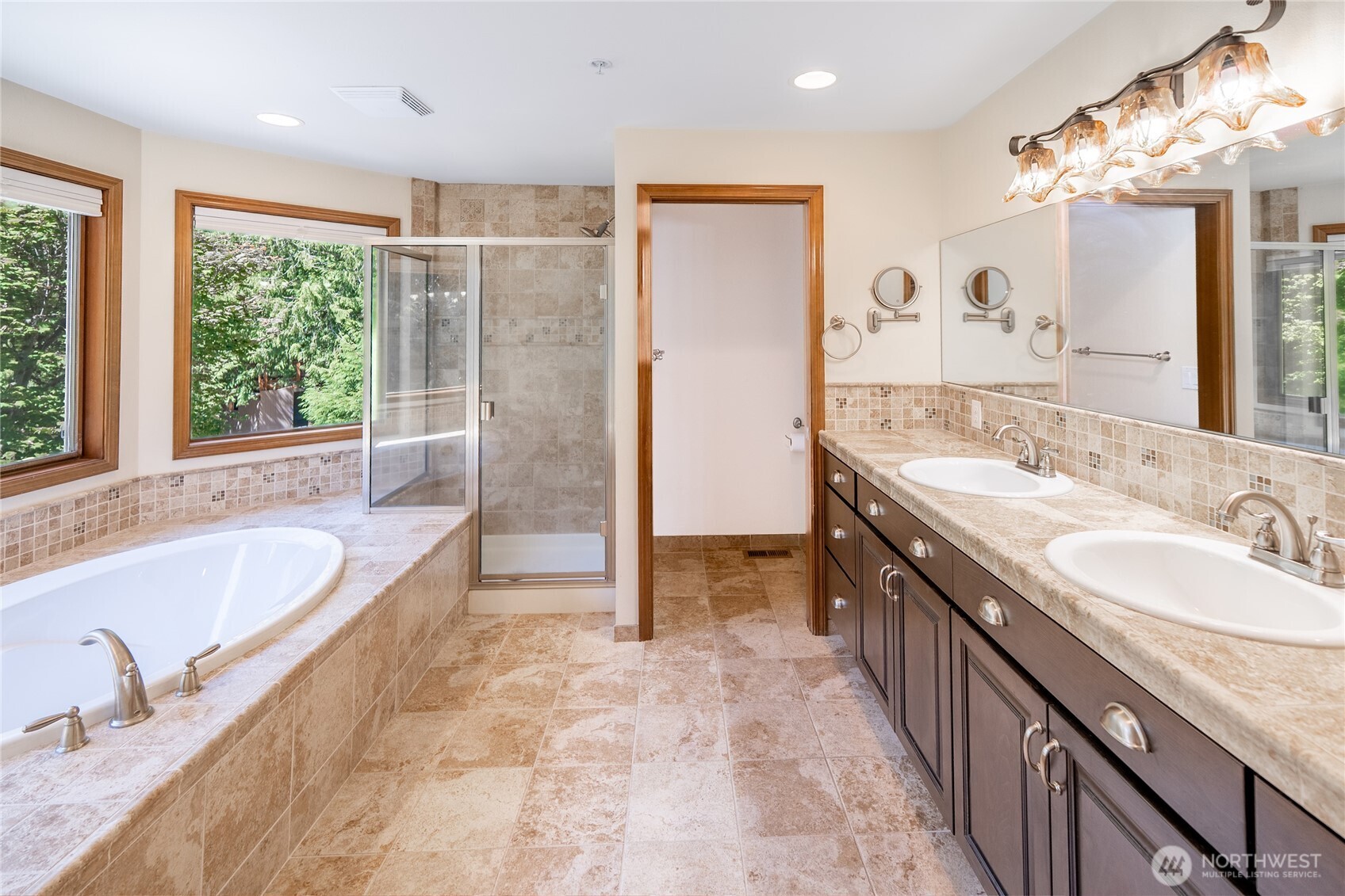 18109 236th Avenue NE Woodinville WA 98077