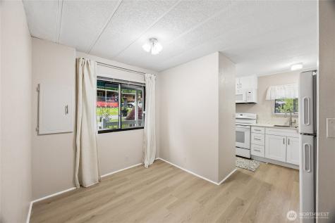 11513 155th Avenue SE Renton WA 98059