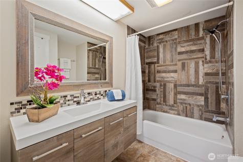 1462 SE Camano Drive Camano Island WA 98282