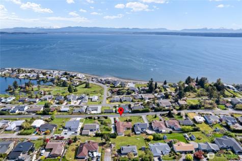 1462 SE Camano Drive Camano Island WA 98282