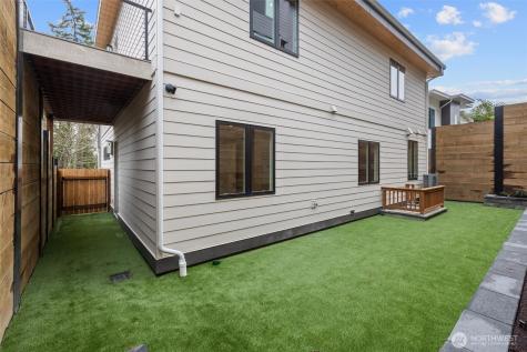 11921 90th Ave NE Kirkland WA 98034