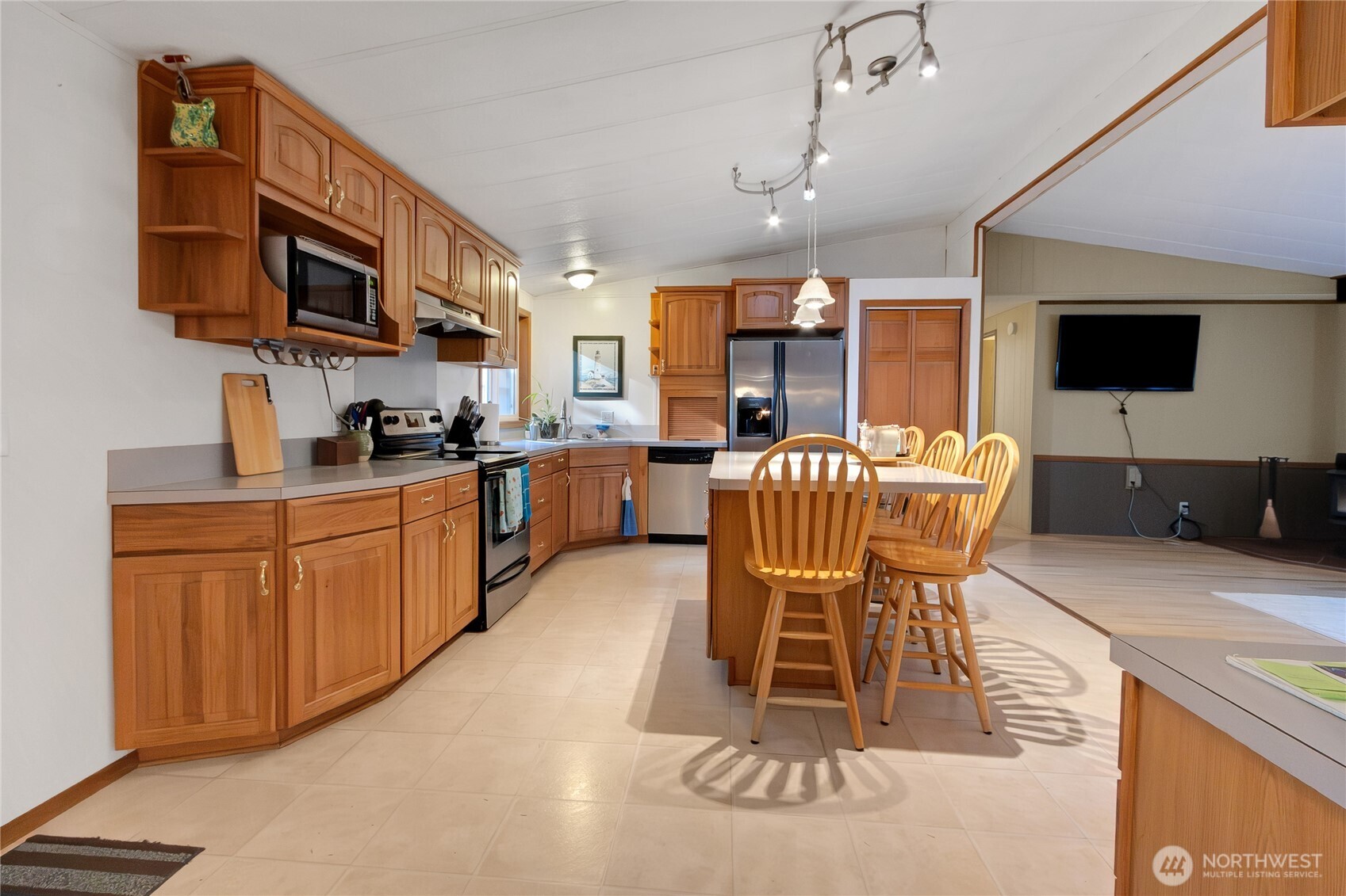 31620 72nd Avenue S Roy WA 98580