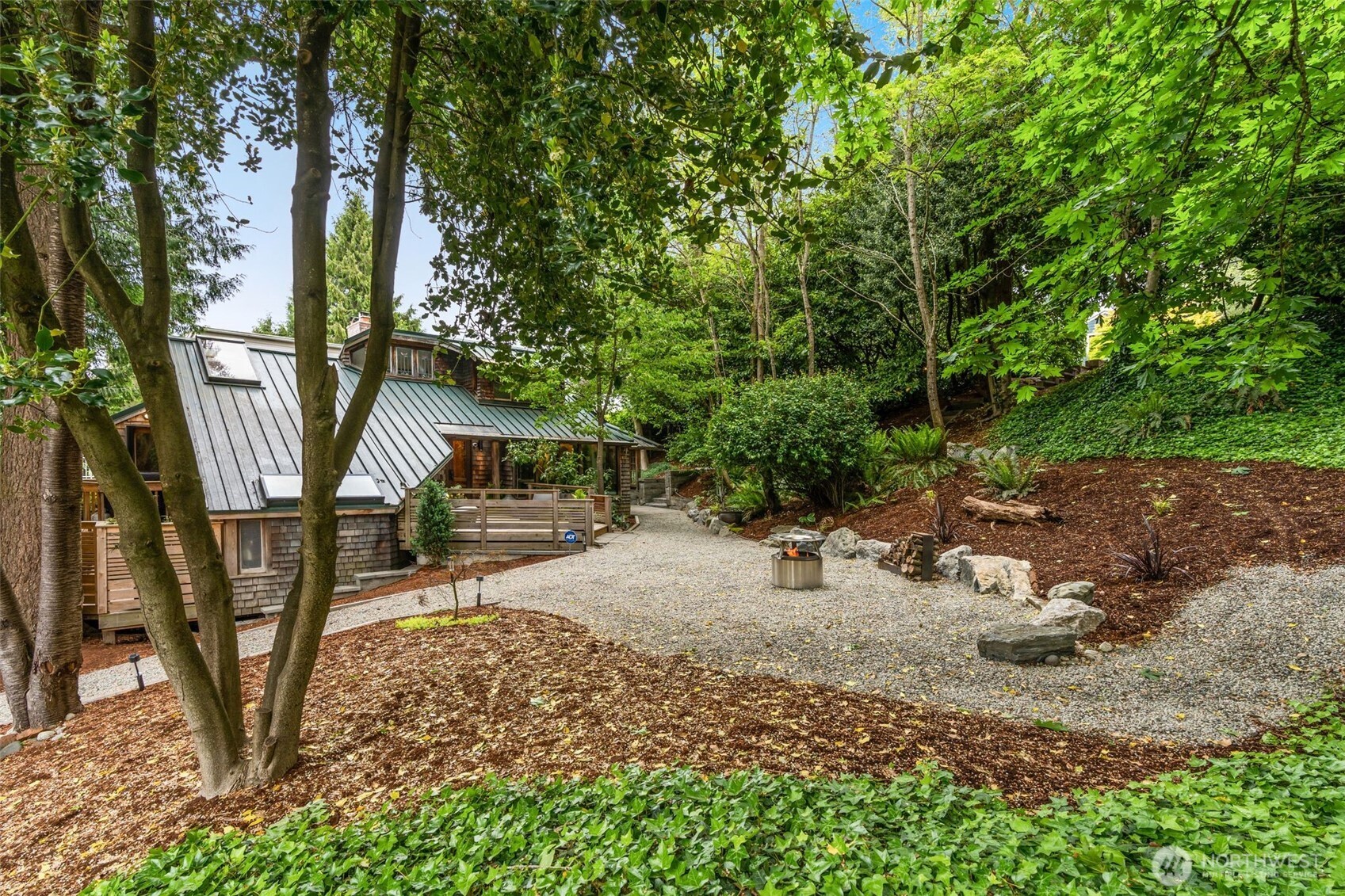9629 California Avenue SW Seattle WA 98136