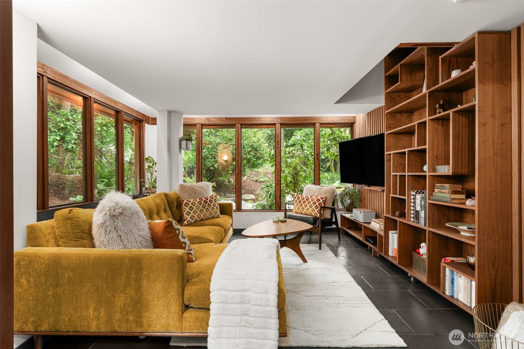 9629 California Avenue SW Seattle WA 98136