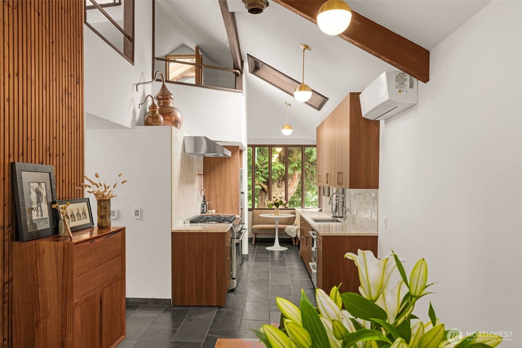 9629 California Avenue SW Seattle WA 98136