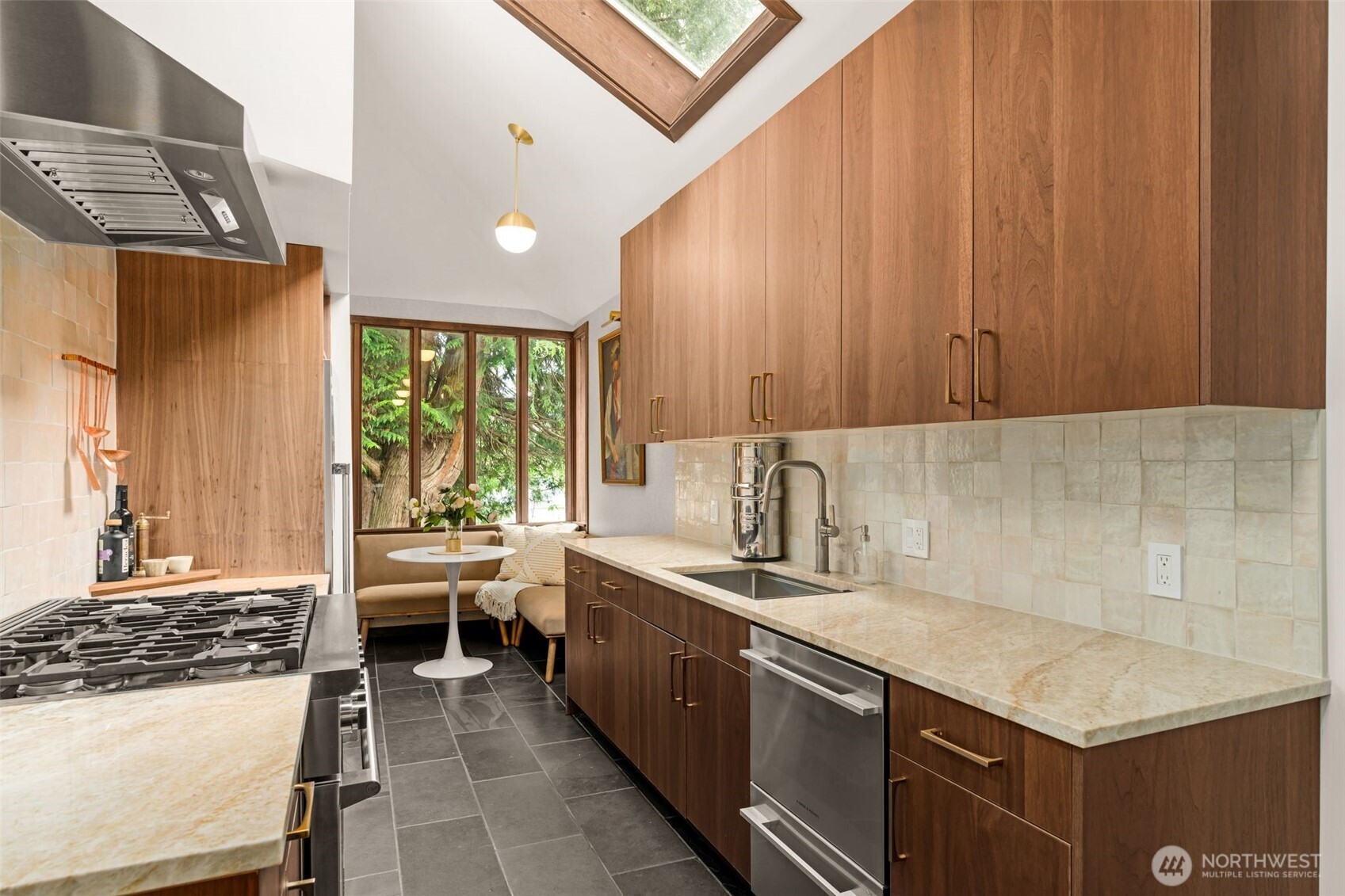 9629 California Avenue SW Seattle WA 98136