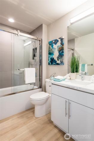 527 S Cloverdale Street Seattle WA 98108