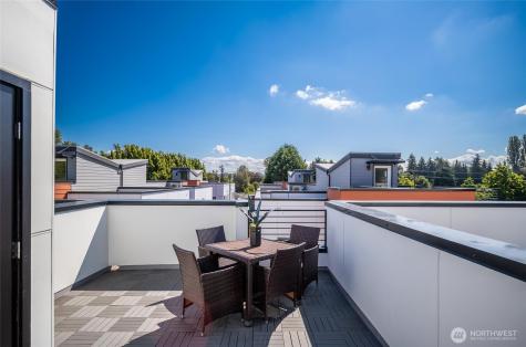 527 S Cloverdale Street Seattle WA 98108
