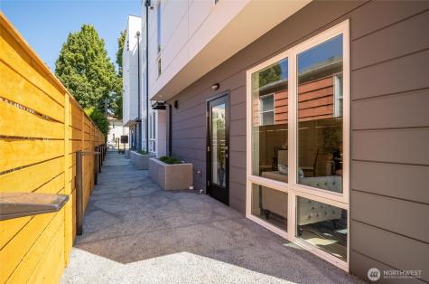 527 S Cloverdale Street Seattle WA 98108