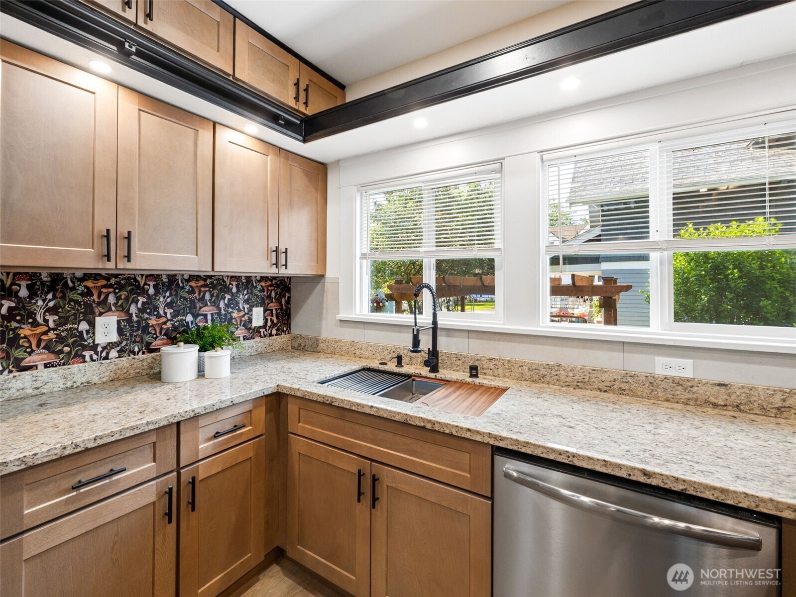 316 5th Street SW Puyallup WA 98371
