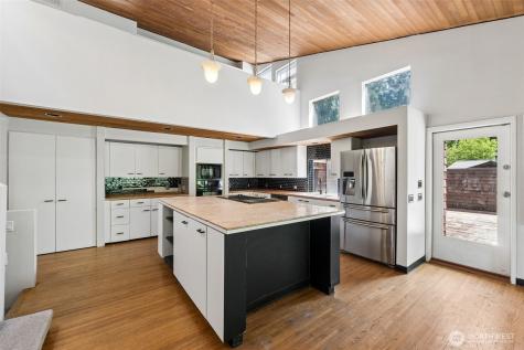 10702 Hill Terrace SW Terrace SW Lakewood WA 98498