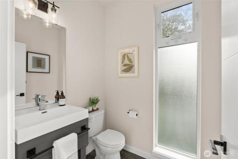 23003 58th Avenue W Mountlake Terrace WA 98043