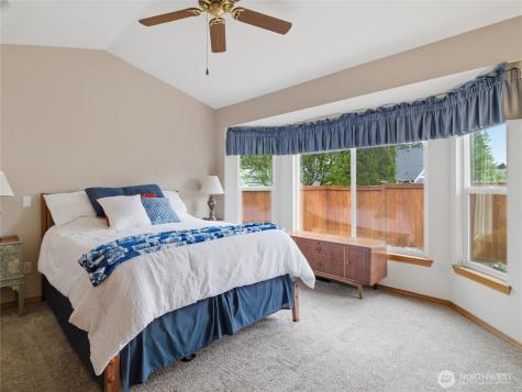 5042 Chambers Creek Loop SE Olympia WA 98501