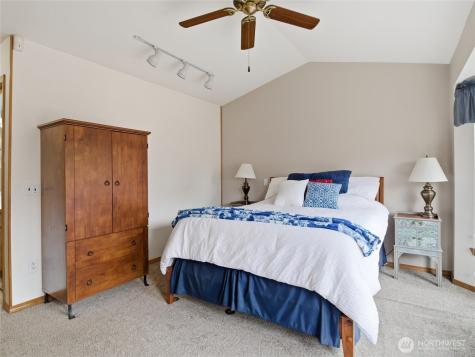 5042 Chambers Creek Loop SE Olympia WA 98501
