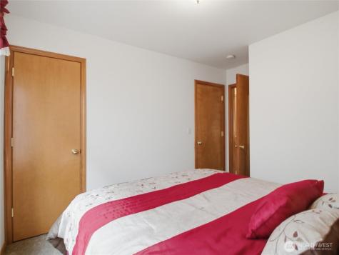 5042 Chambers Creek Loop SE Olympia WA 98501