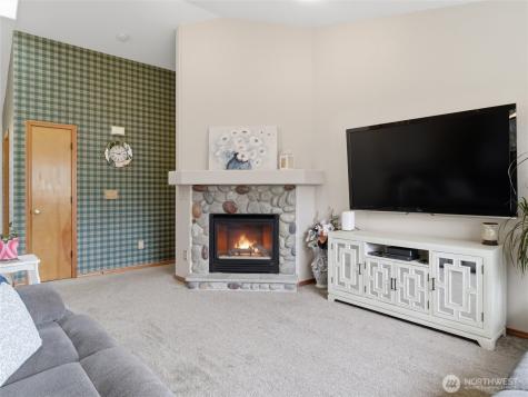 5042 Chambers Creek Loop SE Olympia WA 98501