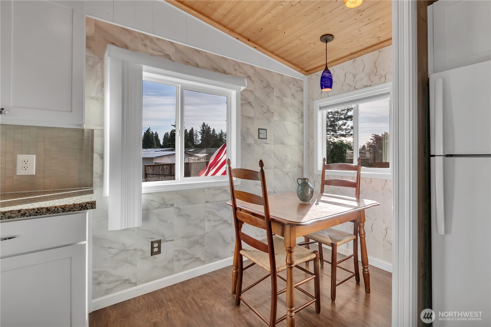 2302 SE R Street Auburn WA 98002