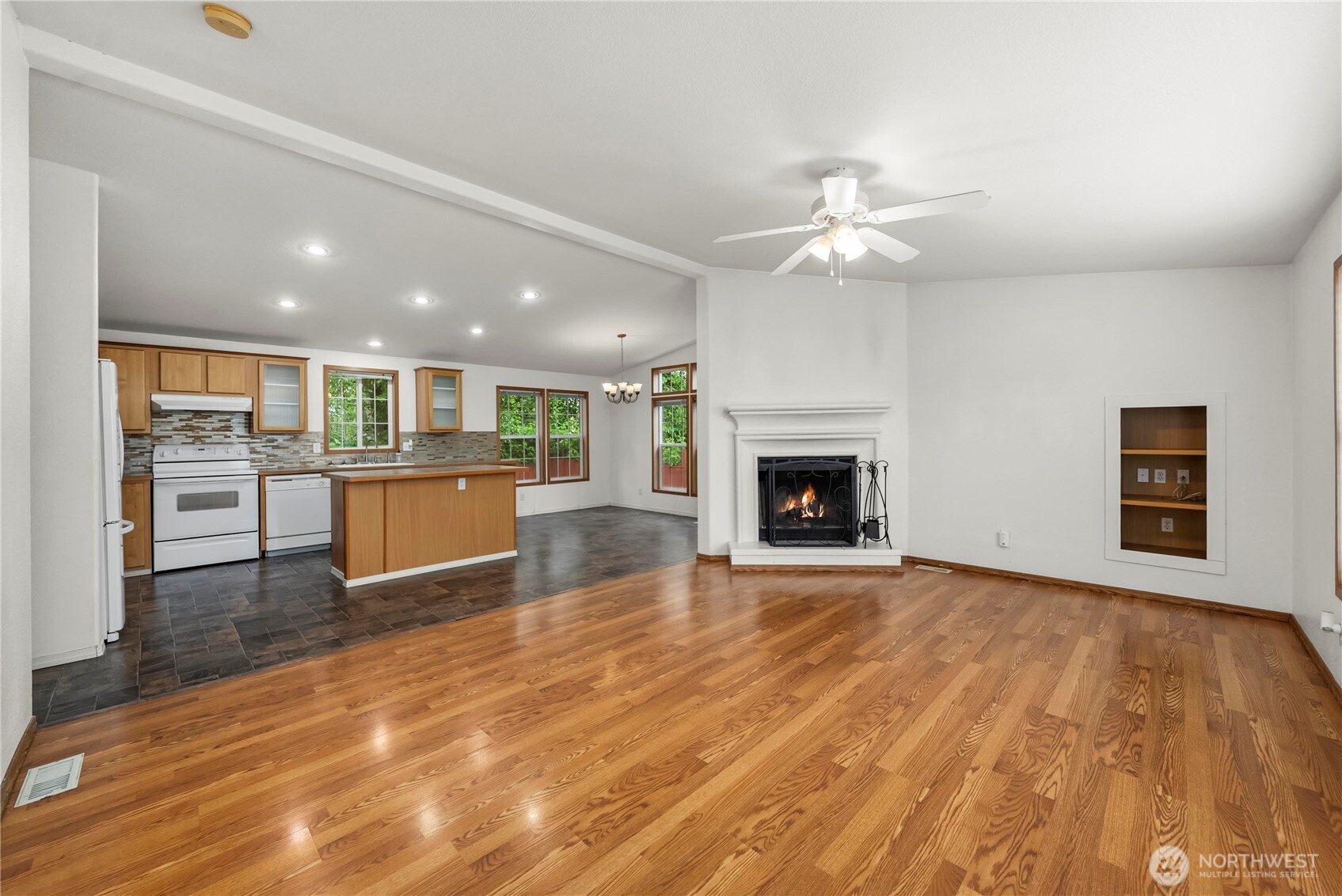 337 Redwood Street Enumclaw WA 98022