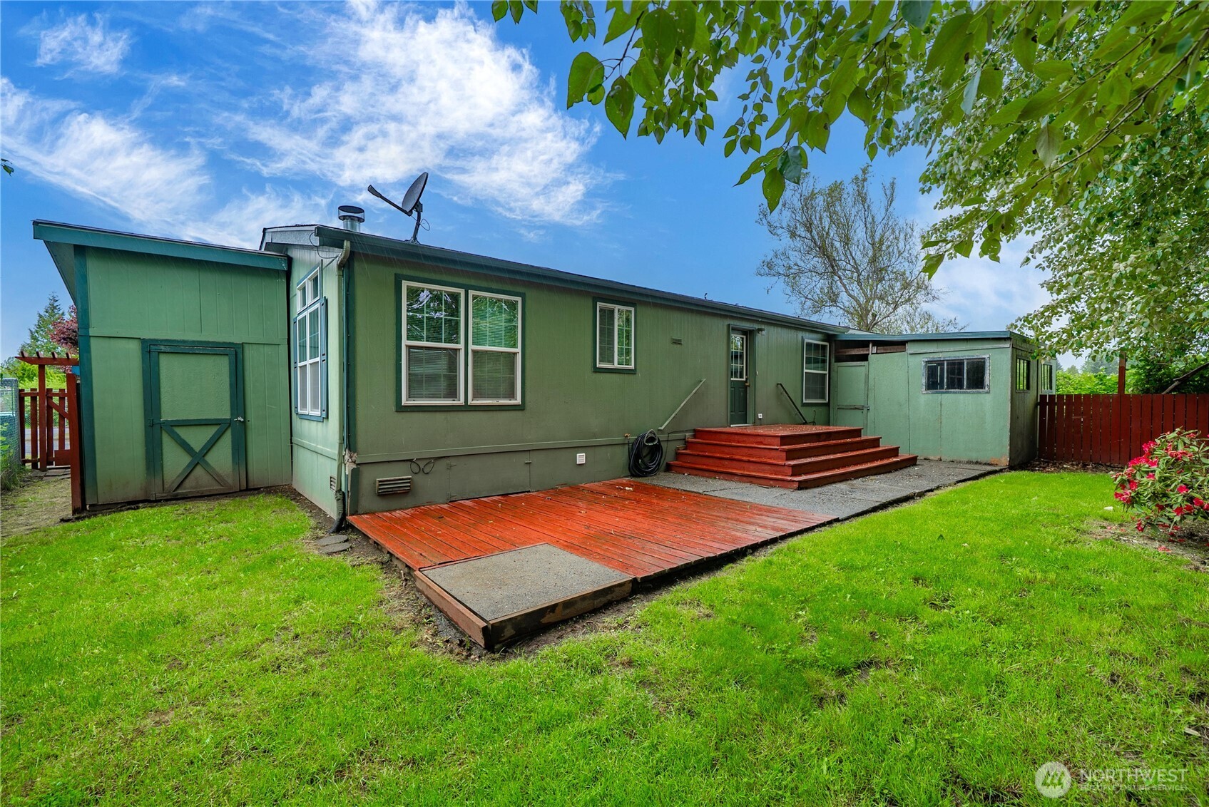 337 Redwood Street Enumclaw WA 98022