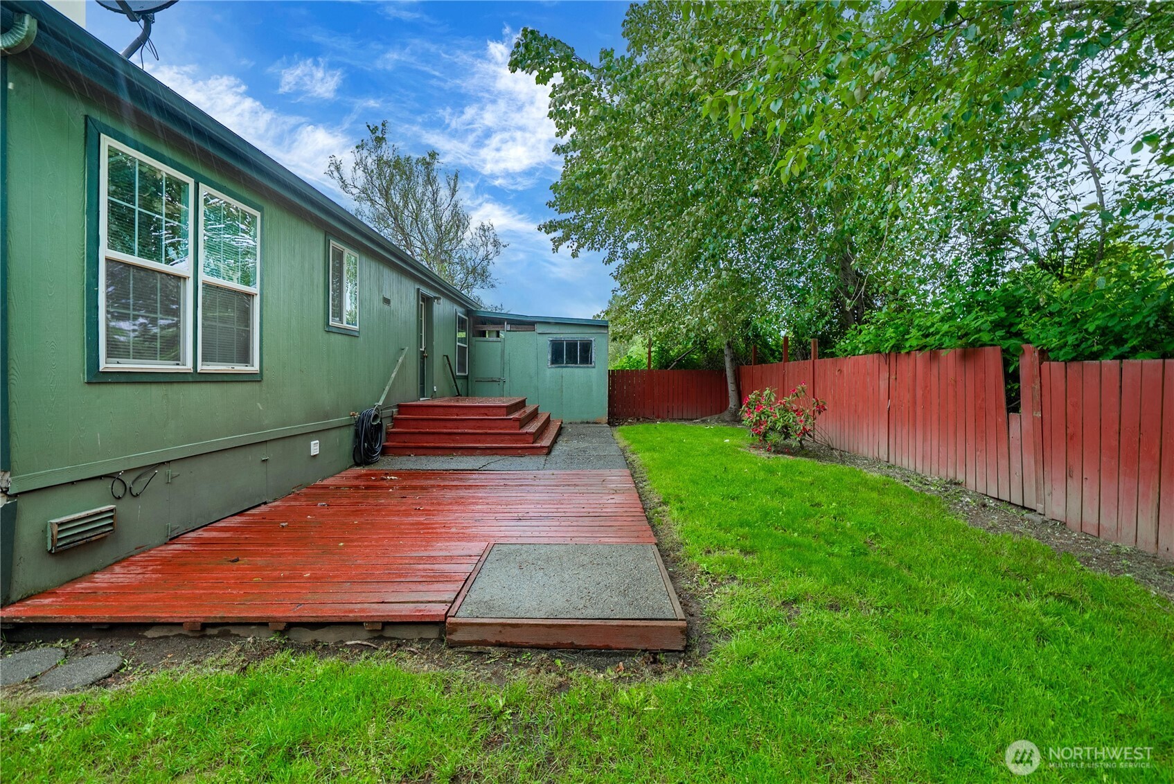 337 Redwood Street Enumclaw WA 98022