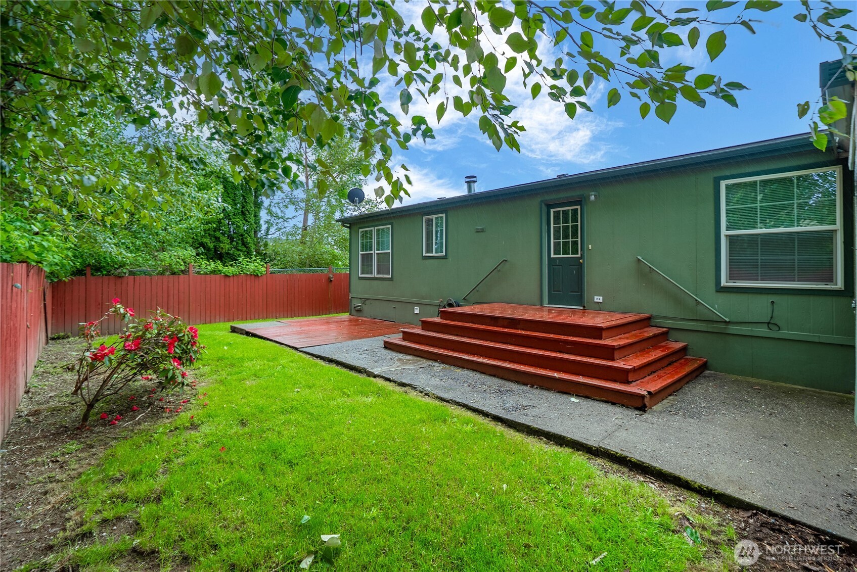 337 Redwood Street Enumclaw WA 98022