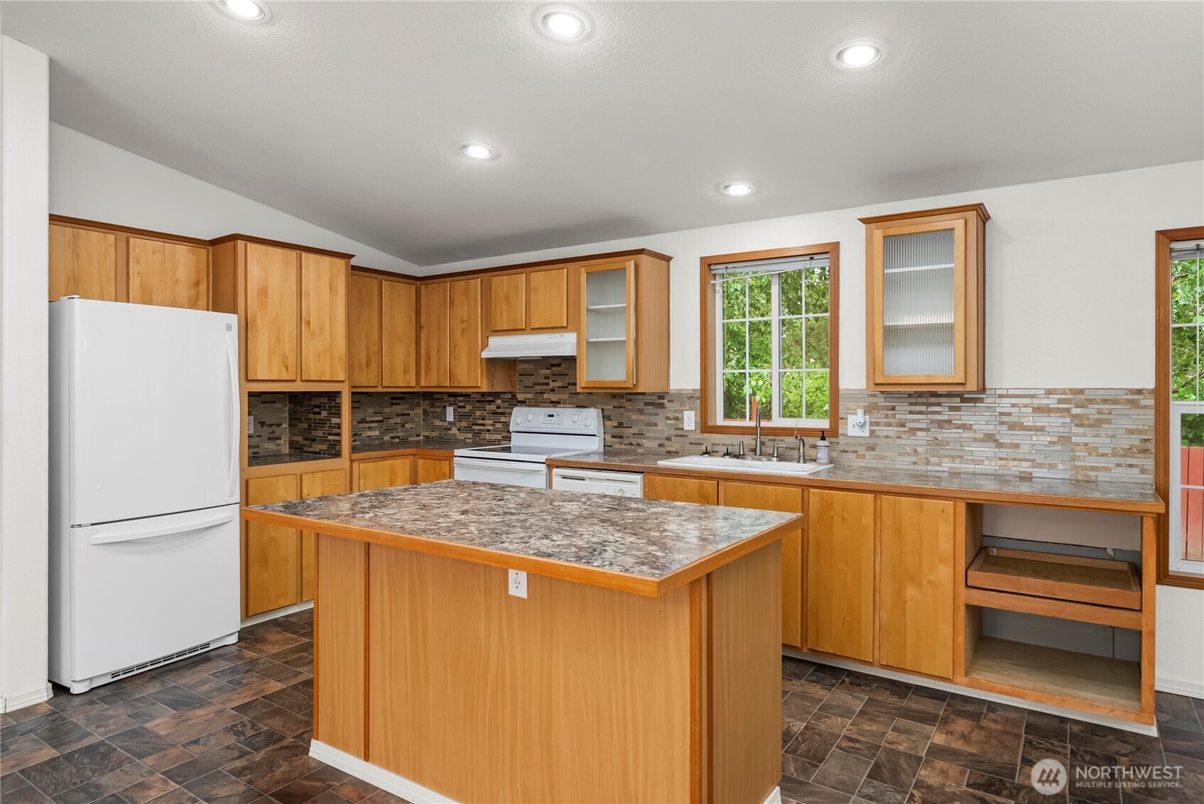 337 Redwood Street Enumclaw WA 98022