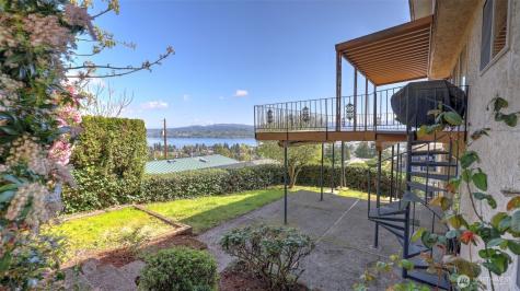 8208 S 124th Street Seattle WA 98178