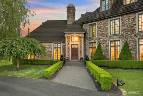 7245 Barbers Grove Lane Lynden WA 98264