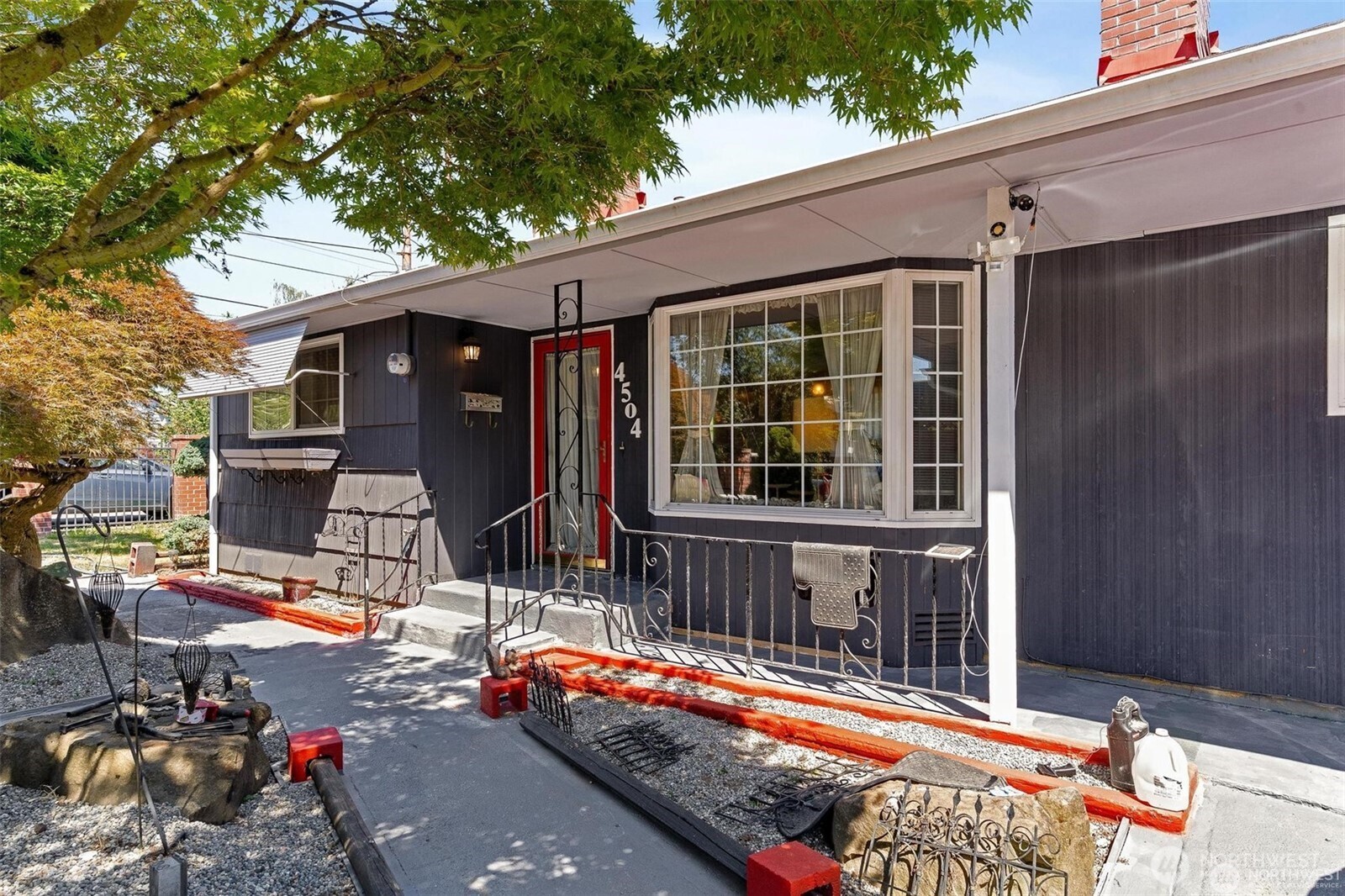 4504 S Trenton Street Seattle WA 98118