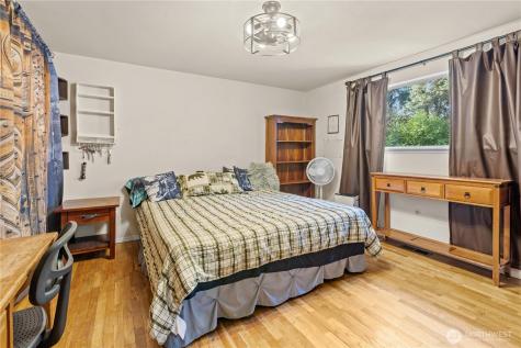 22415 Military Road S Seatac WA 98198