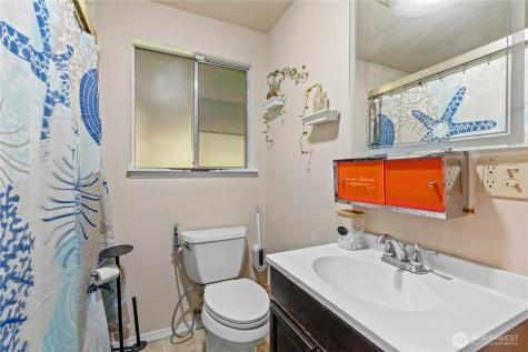 22415 Military Road S Seatac WA 98198