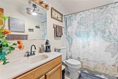 22415 Military Road S Seatac WA 98198