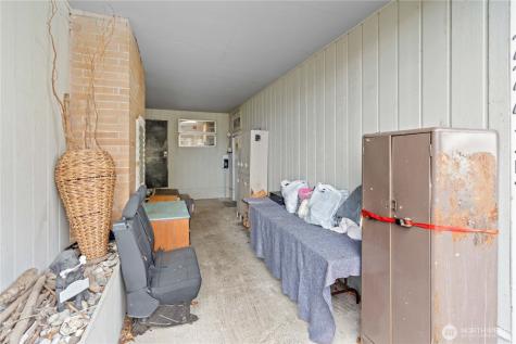 22415 Military Road S Seatac WA 98198